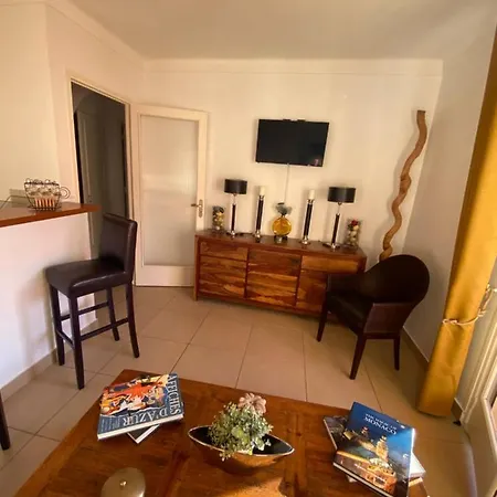 2 Pieces Vue Sur Et Monte-carlo A Cap Martin Apartment Roquebrune-Cap-Martin